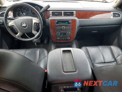 Zdjęcie 8 z 12 samochodu: 2014 CHEVROLET TAHOE K1500 LT VIN:1GNSKBE07ER153220 - miniatura