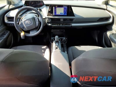 Zdjęcie 8 z 12 samochodu: 2023 TOYOTA PRIUS LE VIN:JTDACAAU6P3000676 - miniatura