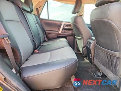 Zdjęcie 11 z 12 samochodu: 2019 TOYOTA 4RUNNER SR5 PREMIUM VIN:JTEZU5JR2K5210431 - miniatura