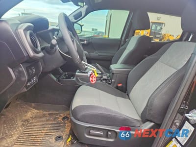 Zdjęcie 7 z 12 samochodu: 2022 TOYOTA TACOMA TRD OFF-ROAD VIN:3TMCZ5AN0NM498022 - miniatura
