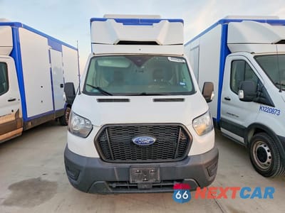 Piąte zdjęcie samochodu w środku: 2022 FORD TRANSIT DELIVERY TRUCK VIN:1FDBW5Z83NKA35698 - miniatura