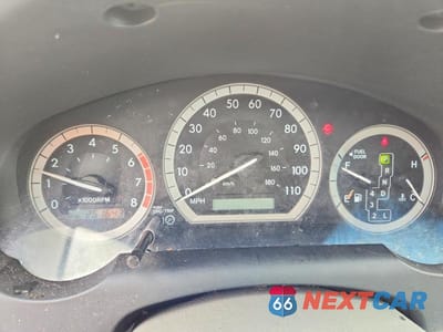 Zdjęcie 9 z 12 samochodu: 2005 TOYOTA SIENNA XLE LIMITED 7 PASSENGER VIN:5TDBA22C85S051923 - miniatura