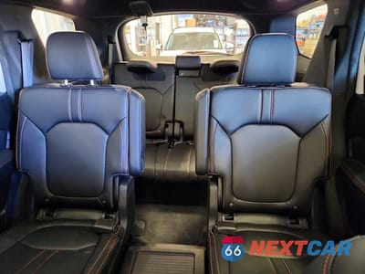 Zdjęcie 10 z 13 samochodu: 2025 HONDA PILOT TRAILSPORT VIN:5FNYG1H64SB004070 - miniatura