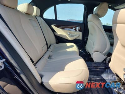 Zdjęcie 10 z 13 samochodu: 2021 MERCEDES-BENZ E 350 VIN:W1KZF8DB7MA919029 - miniatura
