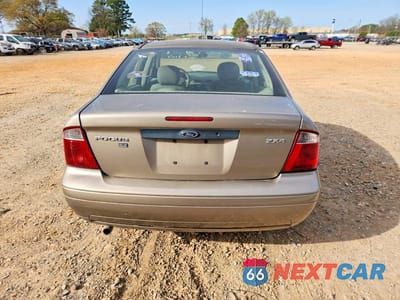 Zdjęcie 6 z 13 samochodu: 2005 FORD FOCUS ZX4 VIN:1FAFP34N25W229335 - miniatura