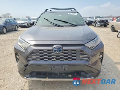 Piąte zdjęcie samochodu w środku: 2020 TOYOTA RAV4 HYBRID XSE VIN:JTMEWRFV1LJ046978 - miniatura