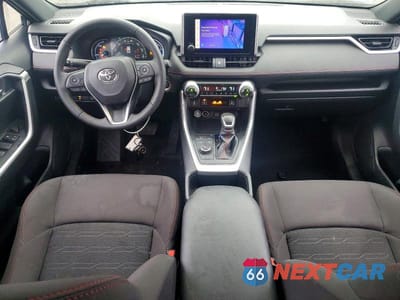Zdjęcie 8 z 13 samochodu: 2023 TOYOTA RAV4 PRIME SE VIN:JTMAB3FV3PD159312 - miniatura