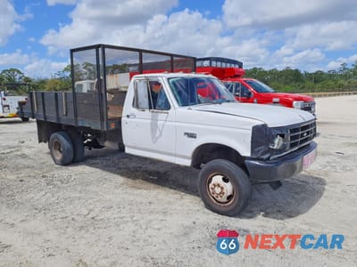 Czwarte zdjęcie samochodu z boku: 1997 FORD F350 SUPER DUTY VIN:1FDKF38G3VEB08256 - miniatura