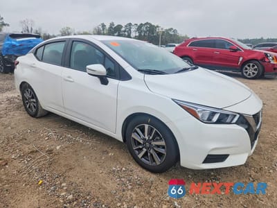 Czwarte zdjęcie samochodu z boku: 2020 NISSAN VERSA SV VIN:3N1CN8EV0LL840338 - miniatura
