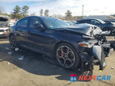 Czwarte zdjęcie samochodu z boku: 2022 ALFA ROMEO GIULIA SUPER VIN:ZARFANBN1N7652787 - miniatura