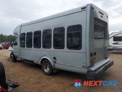 Drugie zdjęcie samochodu z przodu: 2003 FORD E450 SHUTTLE BUS VIN:1FDWE45FX3HB18719 - miniatura