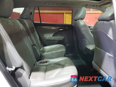 Zdjęcie 11 z 13 samochodu: 2023 TOYOTA HIGHLANDER PLATINUM VIN:5TDKDRBH1PS506156 - miniatura