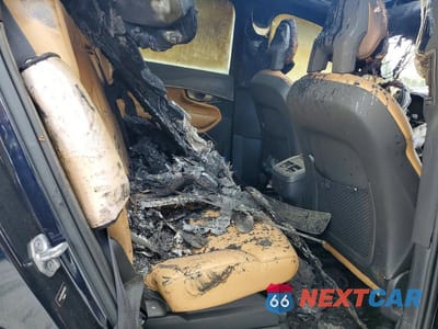 Zdjęcie 11 z 12 samochodu: 2017 VOLVO XC90 T6 VIN:YV4A22PKXH1132123 - miniatura