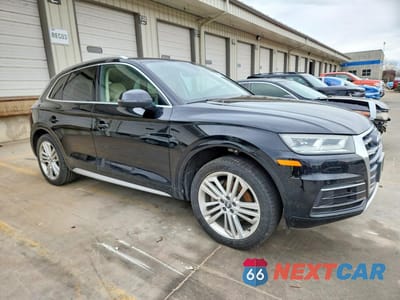 Czwarte zdjęcie samochodu z boku: 2018 AUDI Q5 PREMIUM PLUS VIN:WA1BNAFY9J2002973 - miniatura