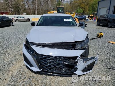 Piąte zdjęcie samochodu w środku: 2024 NISSAN ALTIMA 2.5 SR VIN:1N4BL4CV9RN300589 - miniatura