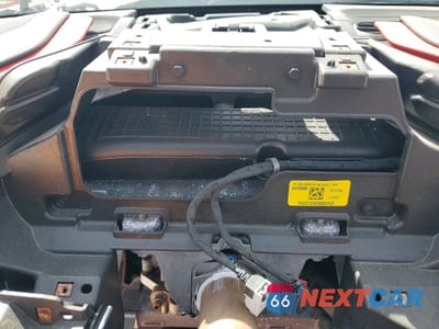 Zdjęcie 9 z 13 samochodu: 2023 CHEVROLET CORVETTE STINGRAY 2LT VIN:1G1YB2D44P5102364 - miniatura