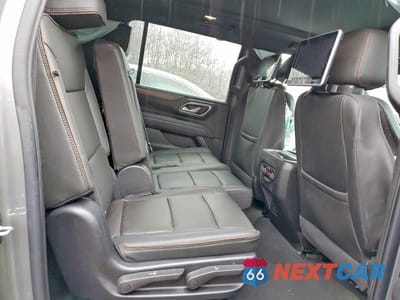 Zdjęcie 10 z 12 samochodu: 2022 CHEVROLET SUBURBAN K1500 HIGH COUNTRY VIN:1GNSKGKL0NR109913 - miniatura