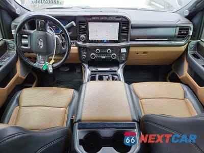 Zdjęcie 8 z 12 samochodu: 2023 FORD F350 SUPER DUTY VIN:1FT8W3BT3PEC20563 - miniatura