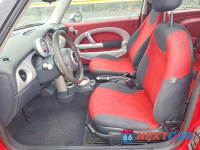 Zdjęcie 7 z 13 samochodu: 2003 MINI COOPER VIN:WMWRC33473TE17164 - miniatura