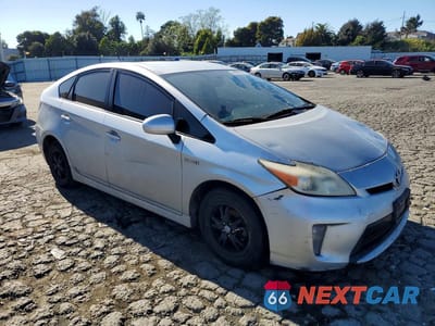 Czwarte zdjęcie samochodu z boku: 2012 TOYOTA PRIUS TWO VIN:JTDKN3DU9C5403572 - miniatura