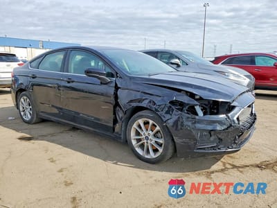 Czwarte zdjęcie samochodu z boku: 2020 FORD FUSION SE VIN:3FA6P0HD1LR220674 - miniatura