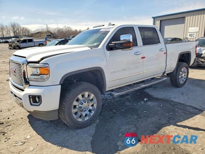 2017 GMC SIERRA K2500 DENALI 1GT12UEGXHF101180 - główne zdjęcie licytacji z USA - miniatura