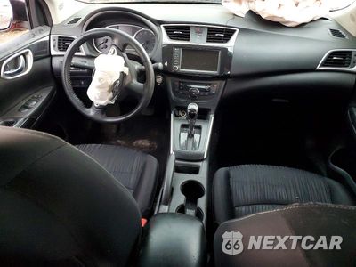 Zdjęcie 8 z 12 samochodu: 2019 NISSAN SENTRA SV VIN:3N1AB7AP8KY228522 - miniatura