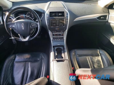 Zdjęcie 8 z 12 samochodu: 2015 LINCOLN MKZ HYBRID VIN:3LN6L2LU5FR603140 - miniatura