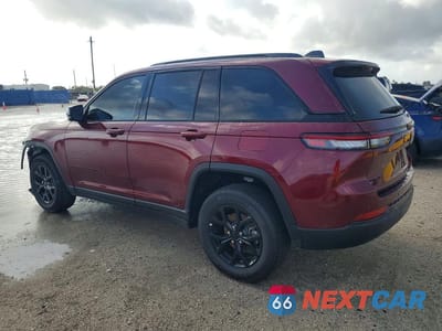 Drugie zdjęcie samochodu z przodu: 2025 JEEP GRAND CHEROKEE LAREDO VIN:1C4RJGAG1SC371047 - miniatura