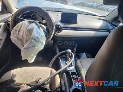 Zdjęcie 8 z 12 samochodu: 2020 TOYOTA YARIS HATCHBACK LE VIN:3MYDLBJV8LY701069 - miniatura