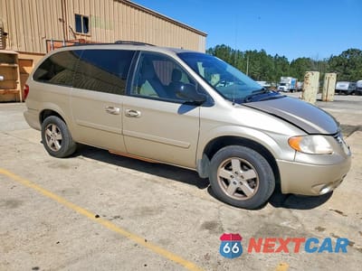 Czwarte zdjęcie samochodu z boku: 2006 DODGE GRAND CARAVAN SXT VIN:2D4GP44L56R909794 - miniatura