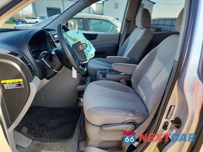 Zdjęcie 7 z 11 samochodu: 2007 KIA SEDONA BASE VIN:KNDMB133576143038 - miniatura