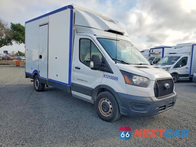 Czwarte zdjęcie samochodu z boku: 2021 FORD TRANSIT DELIVERY TRUCK VIN:1FDBW5Z8XMKA80071 - miniatura