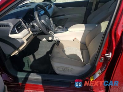 Zdjęcie 7 z 12 samochodu: 2020 TOYOTA CAMRY LE VIN:4T1C11AK6LU937122 - miniatura