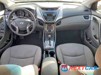 Zdjęcie 8 z 12 samochodu: 2013 HYUNDAI ELANTRA GLS VIN:5NPDH4AEXDH379237 - miniatura