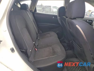 Zdjęcie 11 z 13 samochodu: 2009 NISSAN ROGUE S VIN:JN8AS58T79W048880 - miniatura