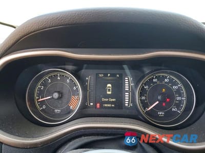 Zdjęcie 9 z 13 samochodu: 2014 JEEP CHEROKEE LATITUDE VIN:1C4PJLCS7EW221836 - miniatura