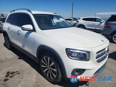 Czwarte zdjęcie samochodu z boku: 2020 MERCEDES-BENZ GLB 250 VIN:W1N4M4GB9LW014476 - miniatura