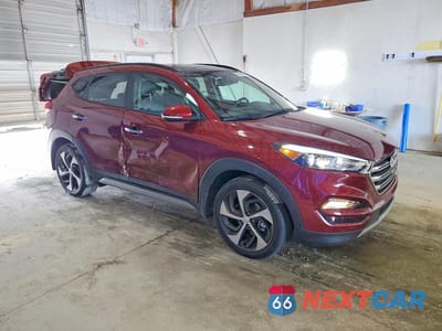 Czwarte zdjęcie samochodu z boku: 2018 HYUNDAI TUCSON LIMITED VIN:KM8J3CA23JU782734 - miniatura