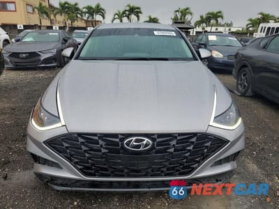 Piąte zdjęcie samochodu w środku: 2023 HYUNDAI SONATA SEL VIN:KMHL64JA9PA264540 - miniatura