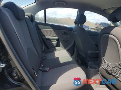 Zdjęcie 10 z 11 samochodu: 2010 KIA RIO BASE VIN:KNADH4A33A6622629 - miniatura