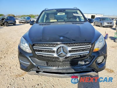 Piąte zdjęcie samochodu w środku: 2017 MERCEDES-BENZ GLE 350 VIN:4JGDA5JB7HA903047 - miniatura