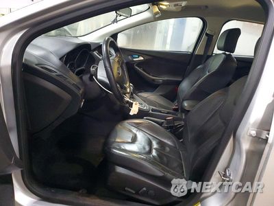 Zdjęcie 7 z 11 samochodu: 2016 FORD FOCUS VIN:1FADP3F25GL215783 - miniatura