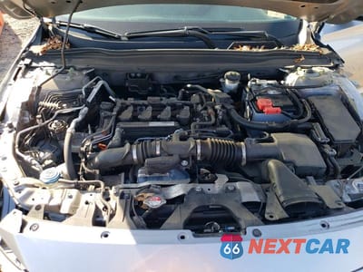 Zdjęcie 11 z 13 samochodu: 2019 HONDA ACCORD LX VIN:1HGCV1F14KA043436 - miniatura