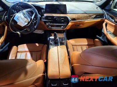 Zdjęcie 8 z 12 samochodu: 2019 BMW 540 XI VIN:WBAJE7C59KWD55397 - miniatura