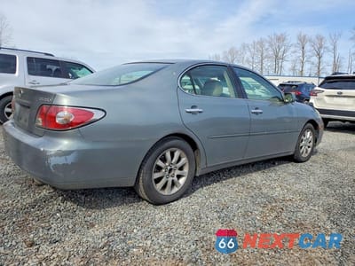 Trzecie zdjęcie samochodu z tyłu: 2004 LEXUS ES 330 BASE VIN:JTHBA30G345023140 - miniatura
