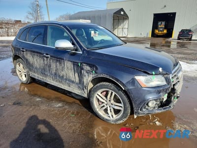 Czwarte zdjęcie samochodu z boku: 2016 AUDI SQ5 V6 AWD VIN:WA1LCAFP3GA081587 - miniatura