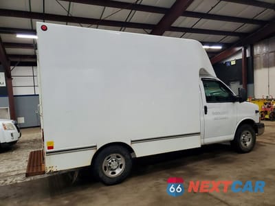 Trzecie zdjęcie samochodu z tyłu: 2020 CHEV EXPRESS G3500 VIN:1GB0GRFP1L1121479 - miniatura