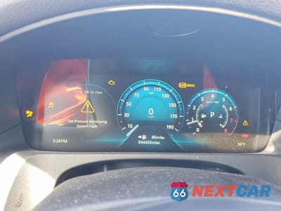 Zdjęcie 9 z 12 samochodu: 2017 JAGUAR XF R - SPORT VIN:SAJBF4BV6HCY34664 - miniatura