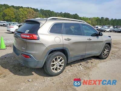 Trzecie zdjęcie samochodu z tyłu: 2017 JEEP CHEROKEE LATITUDE VIN:1C4PJMCB2HW606618 - miniatura